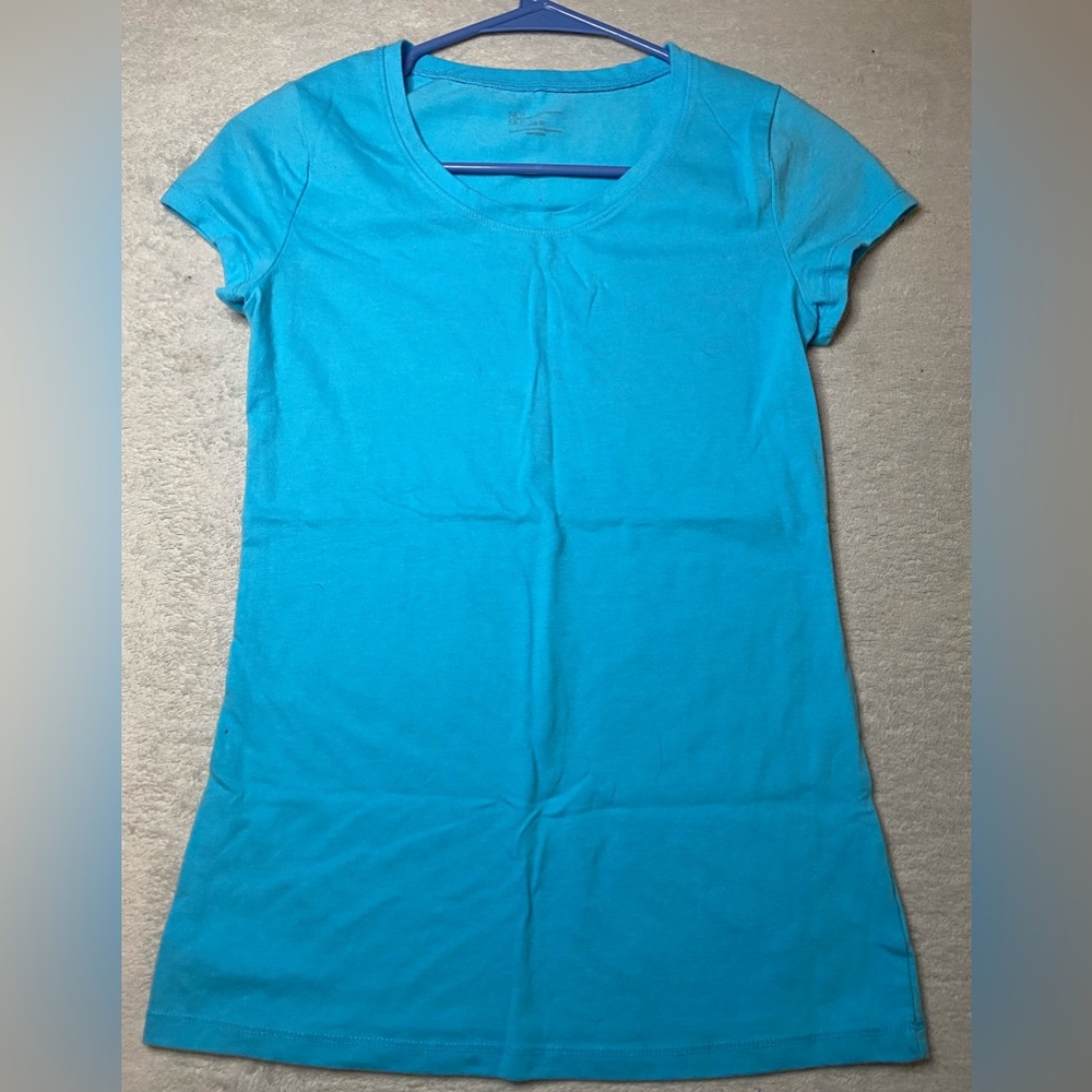 No Boundaries women’s size S blue shirt